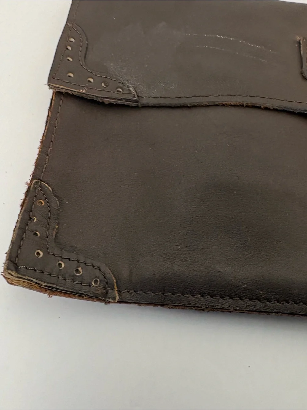 Vtg. HLC chocolate brown leather western envelope clutch